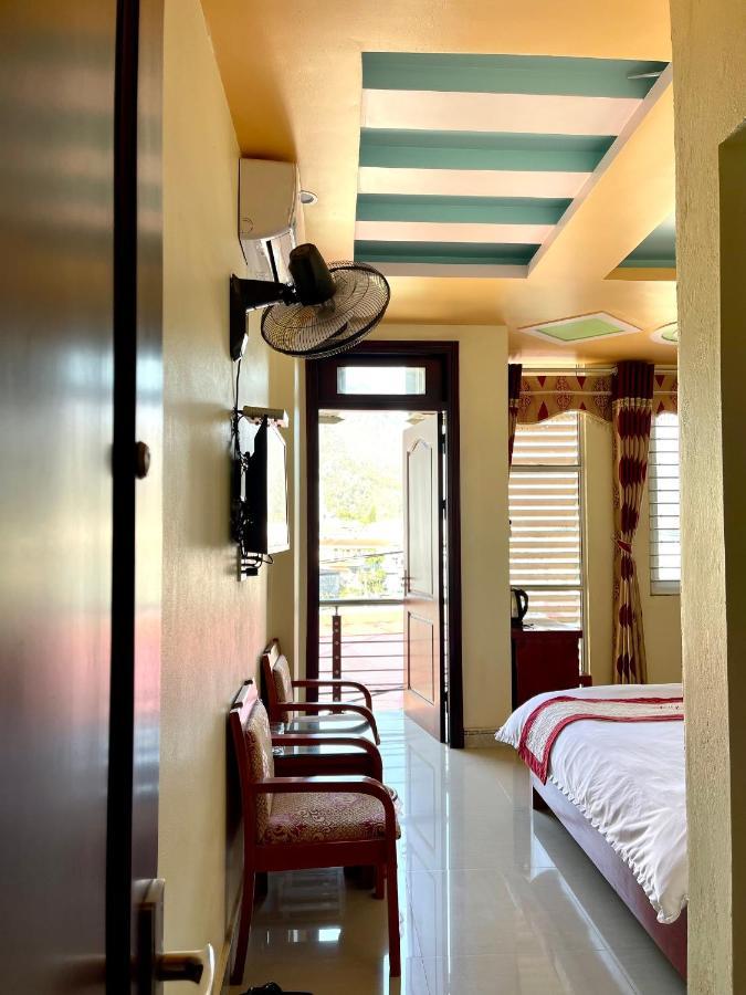 Huy Hoang Hotel Dong Van  Exterior foto